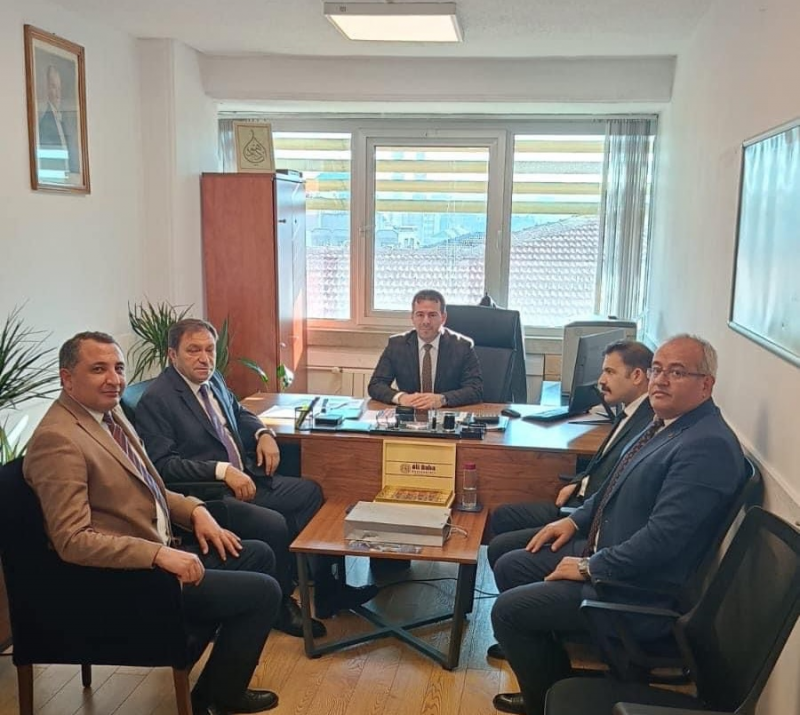 PTT A.Ş POSTA VE KARGO HİZMETLERİ DAİRE BAŞKAN YARDIMCISI İLHAN DİKKAYA'YA  HAYIRLI OLSUN ZİYARETİ GERÇEKLEŞTİRİLDİ