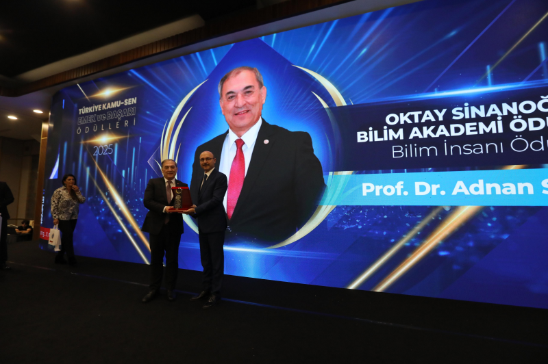 TÜRKİYE KAMU-SEN “EMEK VE BAŞARI ÖDÜLLERİ” SAHİPLERİNİ BULDU-2592