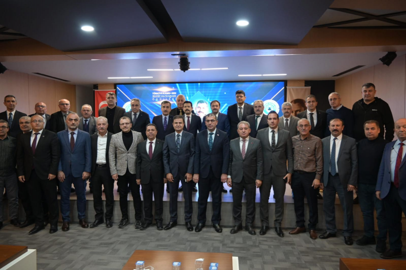 “YILIN ŞAİRİ ''  BAŞARI ÖDÜLÜ  HAKAN İLHAN KURT'A TAKDİM EDİLDİ-2652