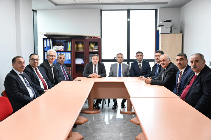 MALATYA KAMU-SEN ZİYARETİ-2100