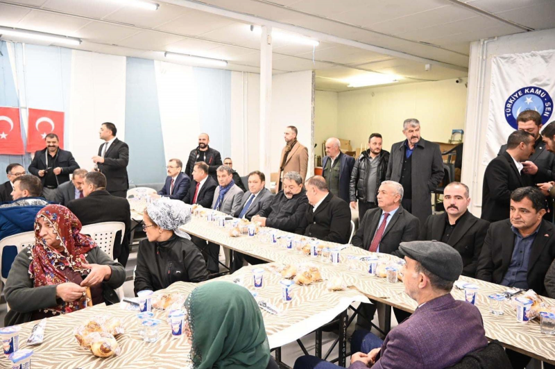 TÜRKİYE KAMU-SEN 6 ŞUBAT'TA MALATYA'YI YALNIZ BIRAKMADI-2109