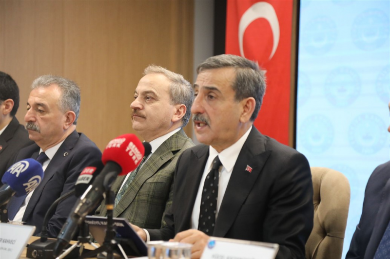 MEMUR VE EMEKLİLERİMİZİN SORUNLARI ÖTELENMEMELİDİR-2115