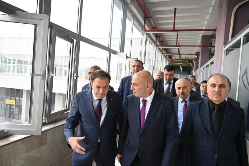 ANKARA BÜYÜKŞEHİR BELEDİYE BAŞKAN ADAYI TURGUT ALTINOK İLE PTT MERKEZLERİNDE KADIN ÜYELERİMİZİN DÜNYA KADINLAR GÜNÜNÜ KUTLADIK-2158