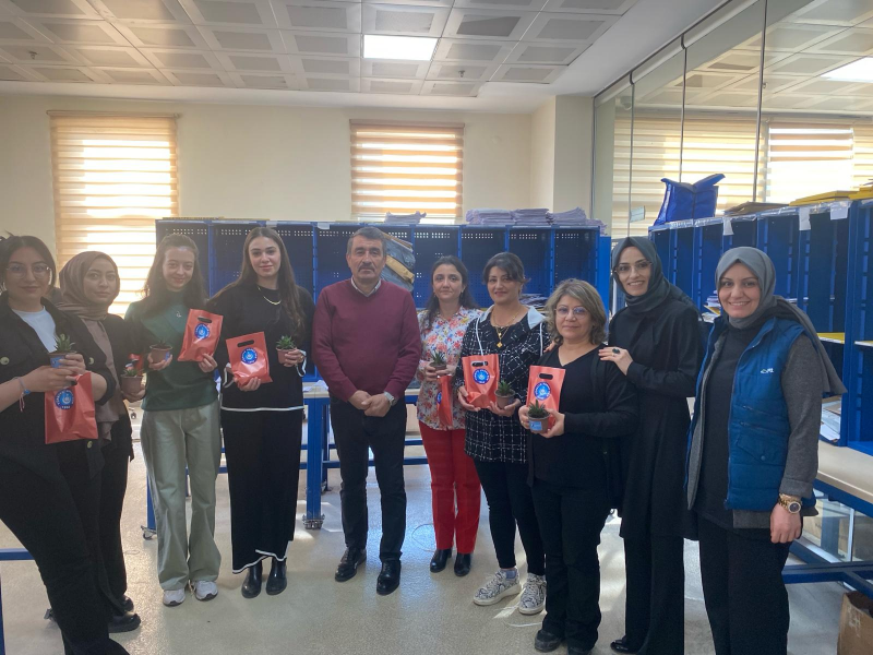 TÜRKİYE GENELİ KADIN ÜYELERİMİZİN  8 MART DÜNYA KADINLAR  GÜNÜNÜ KUTLADIK-2173