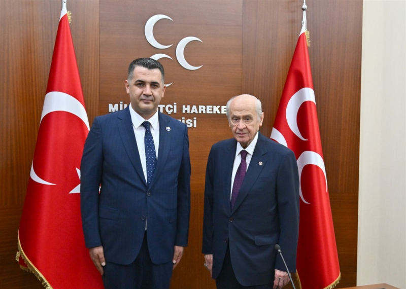 TÜRKİYE KAMU-SEN BAŞKANLAR KURULU OLARAK MHP GENEL BAŞKANI DEVLET BAHÇELİ’Yİ ZİYARET ETTİK-1790