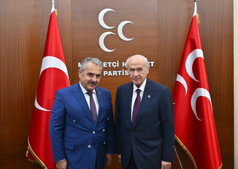 TÜRKİYE KAMU-SEN BAŞKANLAR KURULU OLARAK MHP GENEL BAŞKANI DEVLET BAHÇELİ’Yİ ZİYARET ETTİK-1792