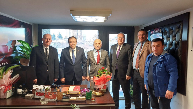 ANKARA PTT BAŞMÜDÜRLÜK  DEĞERLİ KAĞITLAR MÜDÜRÜ FAHRETTİN USTA'YA HAYIRLI OLSUN ZİYARETİNDE BULUNDUK-2001