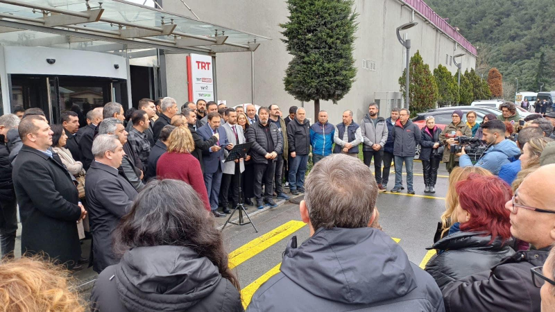 İSTANBUL TRT'DE BASIN AÇIKLAMASINDA BULUNDUK-2550