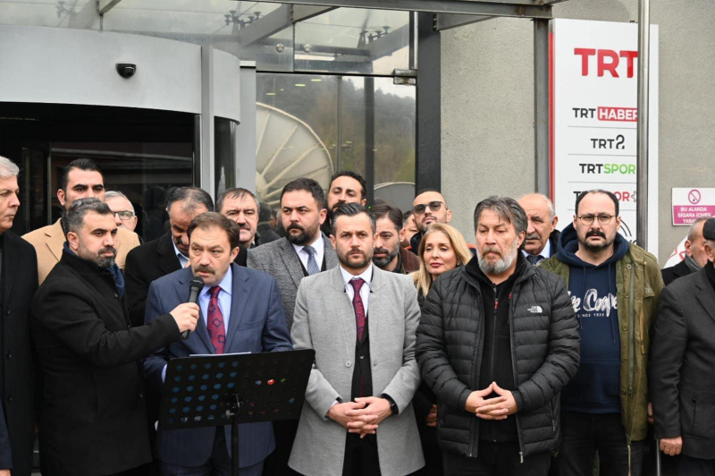 İSTANBUL TRT'DE BASIN AÇIKLAMASINDA BULUNDUK-2562